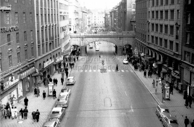 Kungsgatan, Stockholm. Traffic is still driving on the left side (the deflection took place in 1967). (1965)