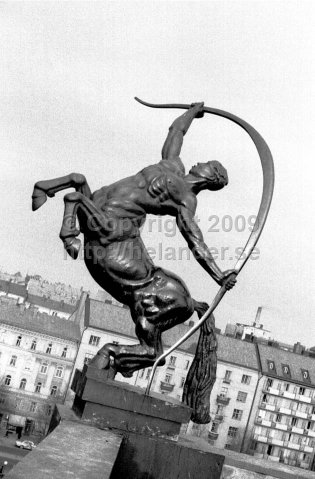 Staty i Observatorielunden, Stockholm. (1965)