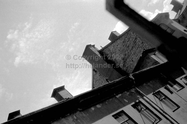 Bakgård på Luntmakargatan, Stockholm. En sommardag 1966.  (1966)