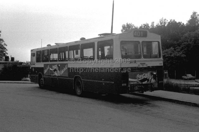 SL bus nr 5197 at the turnaround in Flaten, Älta, Stockholm. (1987)