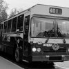 SL-buss nr 6206 på linje 401 vid vändplanen vid Flaten, Älta, Stockholm. (1987)