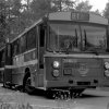 SL-buss nr 5198 vid vändplanen i Tyresö brevik. (1987)